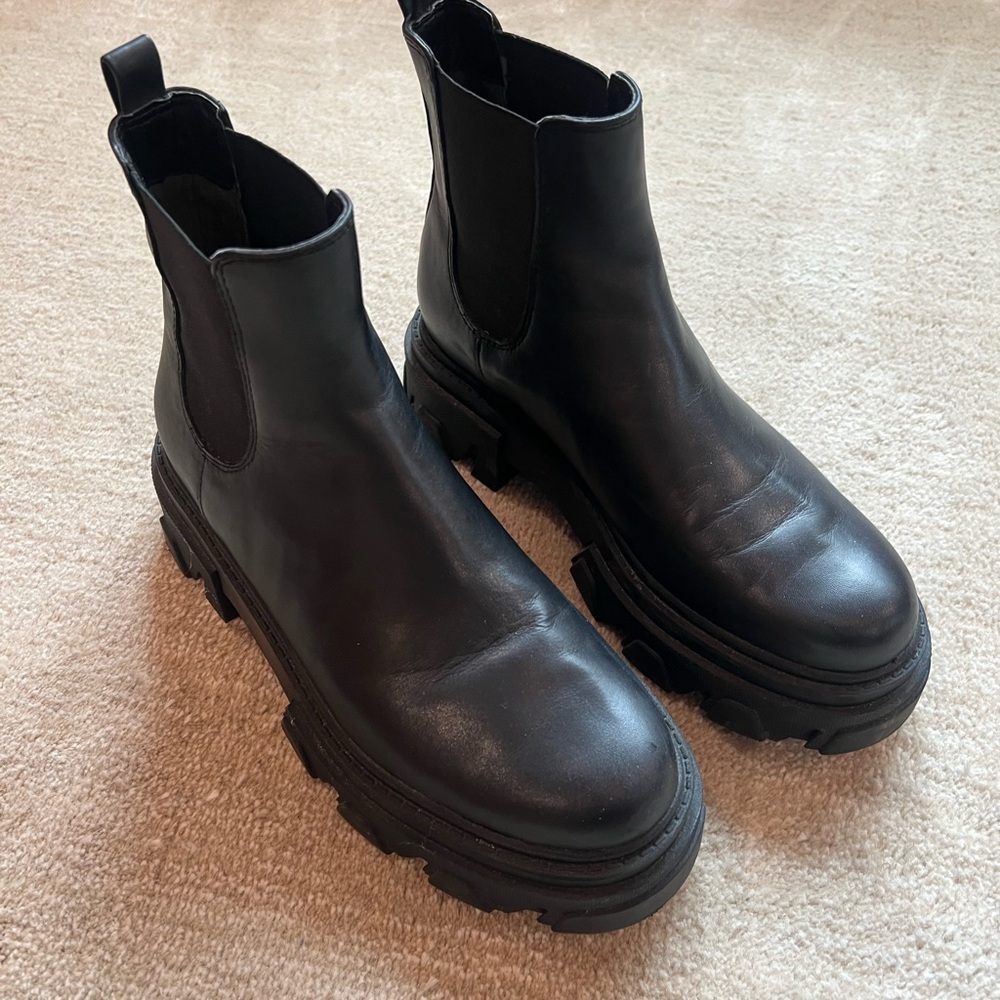 Sam Edelman Black Darielle Platform Boots